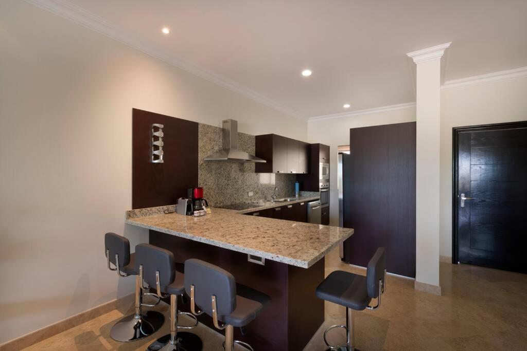 Condo Maravilla - New Luxurious Condo 300Mt From The Beach Cabo San Lucas Exterior photo